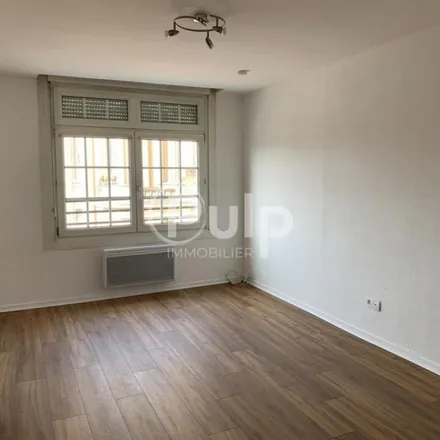 Rent this 2 bed apartment on 24 Place Carnot in 62110 Hénin-Beaumont, France