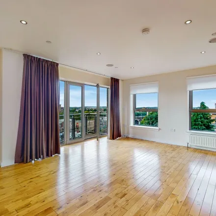 Rent this 2 bed apartment on aparto Glasgow West End in 145 Kelvinhaugh Street, Glasgow