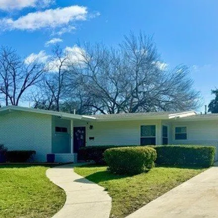 Image 1 - 128 Meadowood Lane, San Antonio, TX 78216, USA - House for rent