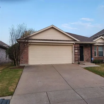 Rent this 4 bed house on 13221 Fencerow Rd in Fort Worth, Texas