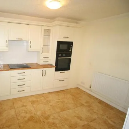 Image 5 - Jesson Close, Walsall, WS1 2NT, United Kingdom - Apartment for sale