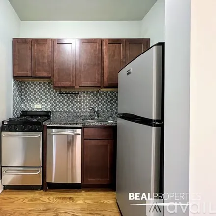 Rent this studio apartment on 1164 N Dearborn St