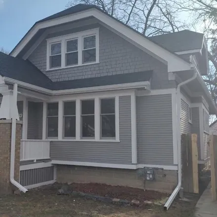 Buy this 3 bed house on 2524 North 52nd Street in Milwaukee, WI 53210