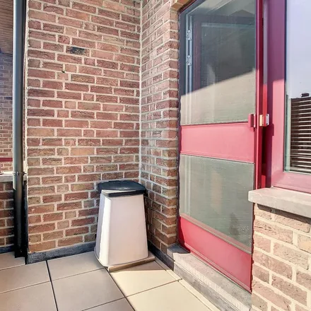 Rent this 2 bed apartment on Henri Spillemaeckersstraat in 2850 Boom, Belgium