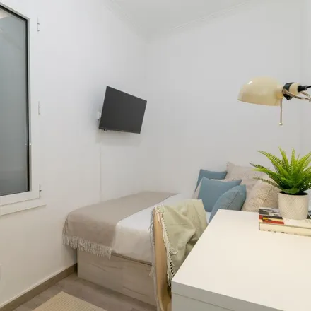 Image 4 - Carrer de Padilla, 256;258, 08001 Barcelona, Spain - Apartment for rent