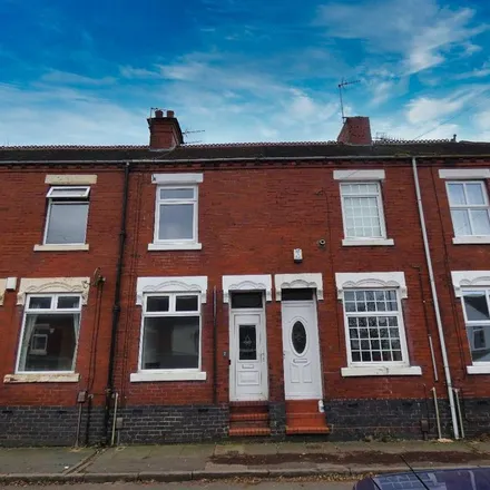 Image 3 - Rodgers Street, Tunstall, ST6 5DY, United Kingdom - Townhouse for rent