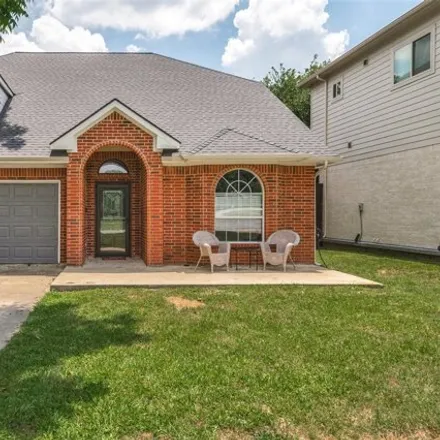 Buy this 3 bed house on 10402 Country Club Drive in Dallas, TX 75218