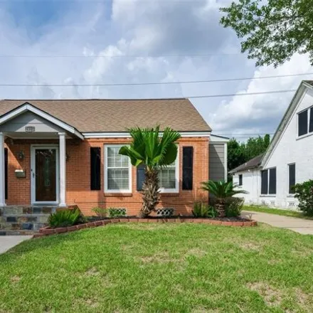 Rent this 2 bed house on 2867 Ruth Street in Houston, TX 77004