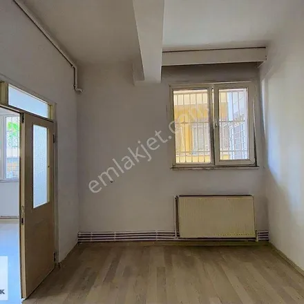 Image 8 - Sakarya Sokağı, 34160 Güngören, Turkey - Apartment for rent