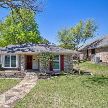 Buy this 3 bed house on 161 Crestwood Drive in Rockwall, TX 75087