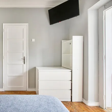 Rent this 6 bed room on Rua Elias Garcia 60 in 2700-329 Amadora, Portugal