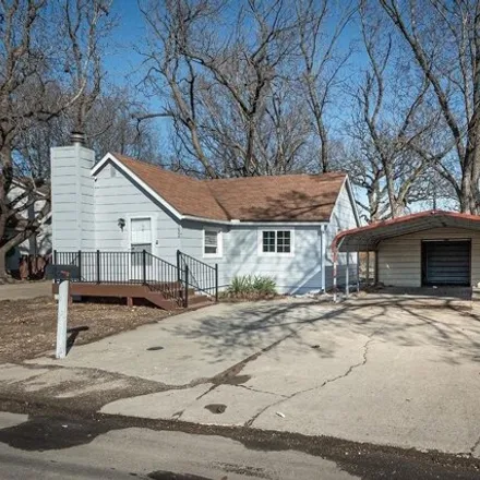 Buy this 1 bed house on 1808 Northwest Fillmore Street in Topeka, KS 66608