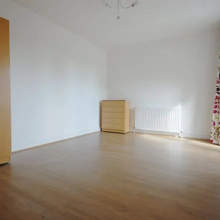 Image 5 - The Vabel Chamberlayne, Harrow Road, London, NW10 5LE, United Kingdom - Apartment for rent