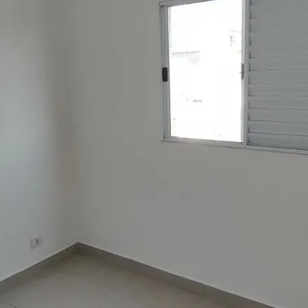 Rent this 1 bed apartment on Avenida Visconde de São Domingues in Jardim Maria Helena, Barueri - SP