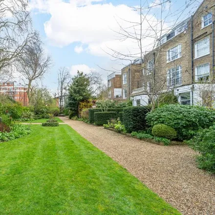 Rent this 2 bed apartment on 176 Holland Road in London, W14 8AH