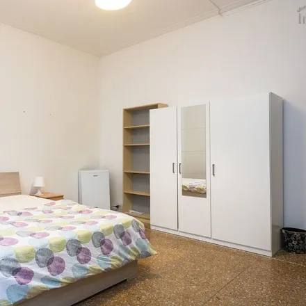 Image 3 - Via Oreste Tommasini - Room for rent
