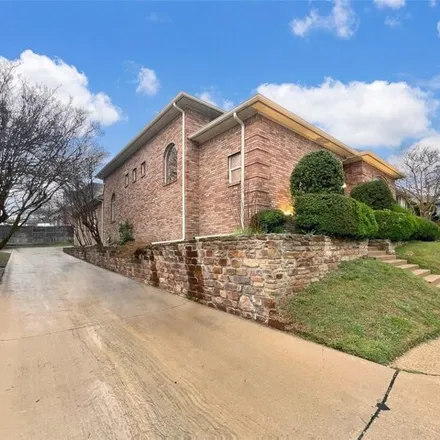 Image 2 - 6416 Fershaw Place, Fort Worth, TX 76116, USA - House for sale