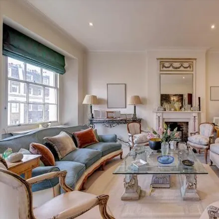 Image 3 - 5 Eaton Place, London, SW1X 8BY, United Kingdom - Apartment for sale