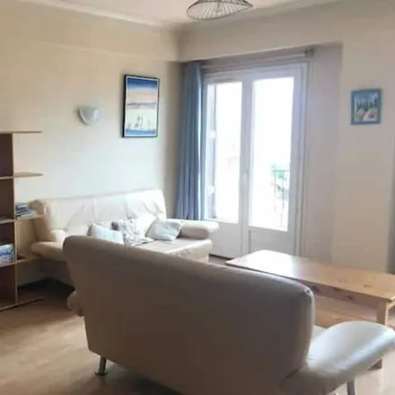 Rent this 3 bed apartment on 66120 Font-Romeu-Odeillo-Via