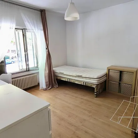 Rent this 1 bed apartment on Pizza Jardín in Paseo de San Francisco de Sales, 25