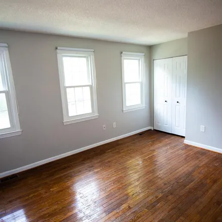 Rent this 3 bed apartment on 9613 Nonquitt Drive in Oakton, VA 22031