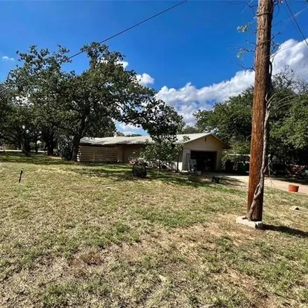 Image 6 - 1983 Blair Street, Eastland, TX 76448, USA - House for sale