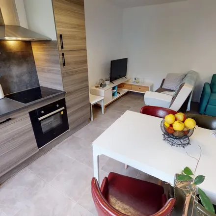 Rent this 3 bed apartment on 3 Rue Auguste Renoir in 33600 Pessac, France