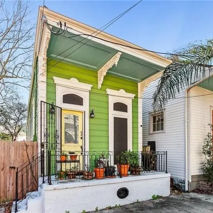 Image 1 - 3824 Dauphine Street, Bywater, New Orleans, LA 70117, USA - House for sale