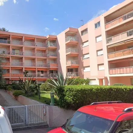 Image 9 - Roquebrune-Cap-Martin, Avenue de la Gare, 06190 Roquebrune-Cap-Martin, France - Apartment for rent