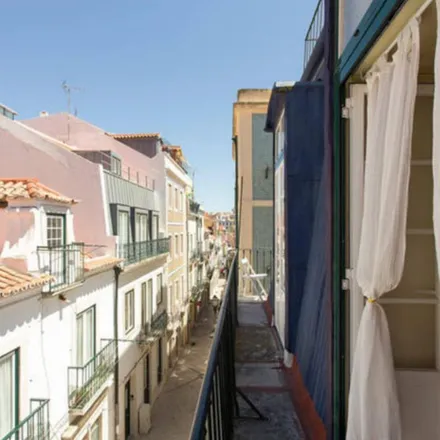 Image 3 - Travessa das Isabéis 21, 1200-863 Lisbon, Portugal - Apartment for rent