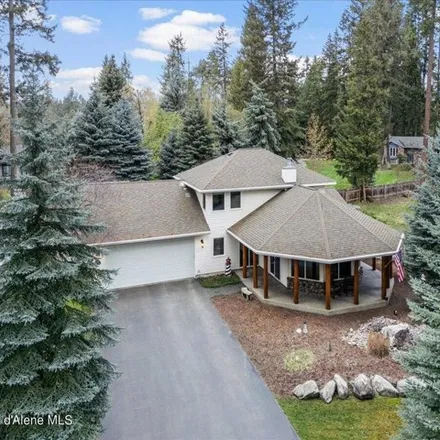 Buy this 3 bed house on 10655 North Lakeview Drive in Hayden Lake, Kootenai County
