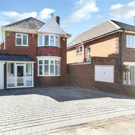 Buy this 4 bed house on Wolverhampton Road / Oldbury College Of Sport in Wolverhampton Road, Causeway Green