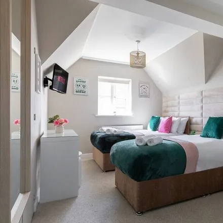 Rent this 4 bed townhouse on Bishop's Stortford in CM23 2UW, United Kingdom