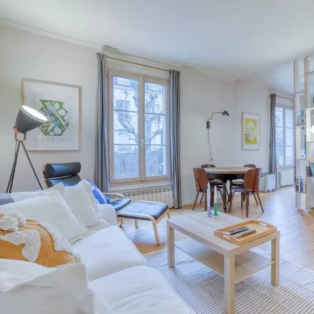 Rent this 2 bed apartment on Asnières-sur-Seine in Rue Denis Papin, 92600 Asnières-sur-Seine