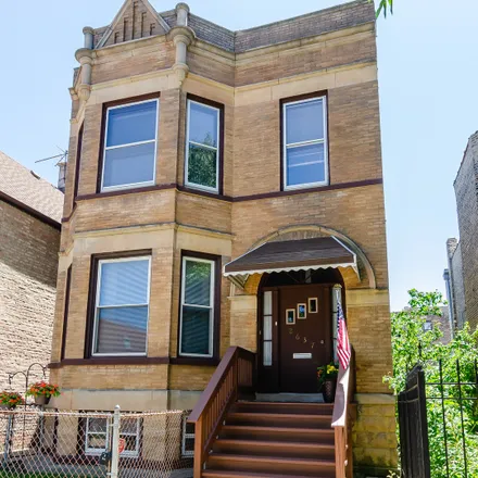 Buy this 6 bed duplex on 2621 West Walton Street in Chicago, IL 60622