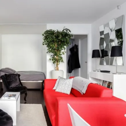 Image 6 - 9 Rue Armand Moisant, 75015 Paris, France - Apartment for rent