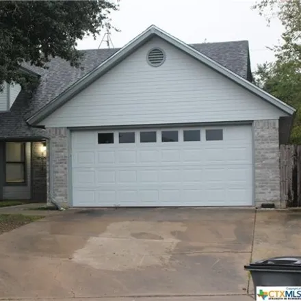 Image 1 - 129 Trentwood Circle, Victoria, TX 77901, USA - House for sale