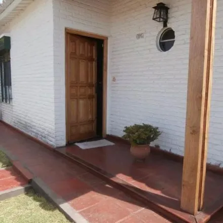 Image 2 - Calle 52 A, Partido de Berazategui, 1885 Hudson, Argentina - House for sale