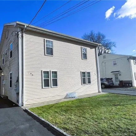 Rent this 3 bed house on 64 Beacon View Drive in Tunxis Hill, Fairfield