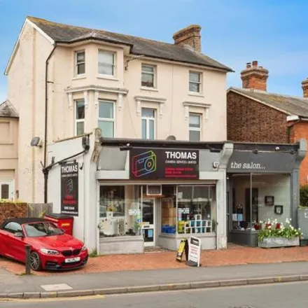 Buy this 1 bed apartment on 54 London Road in Southborough, TN4 0PN