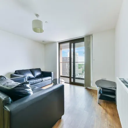 Rent this 2 bed apartment on Sienna Corte in Loampit Vale, London