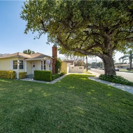 Buy this 2 bed house on 1689 Winona Avenue in Burbank, CA 91504