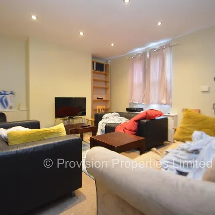 Image 1 - Burley Road Cardigan Road, Burley Road, Leeds, LS6 1QQ, United Kingdom - Townhouse for rent