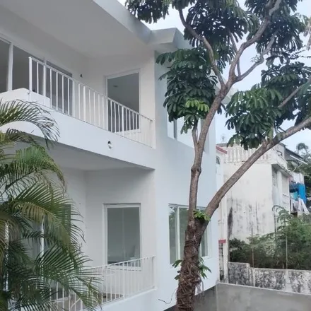 Buy this studio apartment on Calle Alto Monte in Fraccionamiento Las Playas, 39300 Acapulco