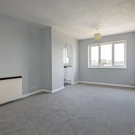 Rent this 2 bed apartment on 5 Peartree Avenue in London, SW17 0JG
