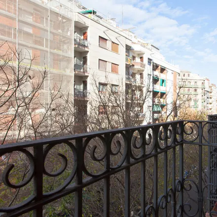Image 8 - Carrer del Marquès de Campo Sagrado, 8, 08015 Barcelona, Spain - Apartment for rent