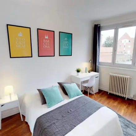 Rent this 4 bed apartment on 3 Rue de la Porte d'Ypres in 59000 Lille, France