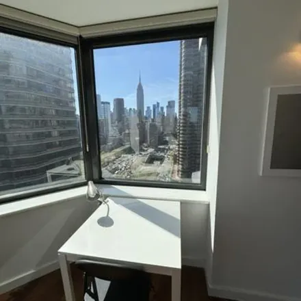 Image 4 - The Horizon, East 38th Street, New York, NY 10016, USA - Apartment for rent