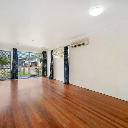 Image 3 - 42 Dykes Street, Mount Gravatt East QLD 4122, Australia - Apartment for rent