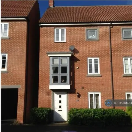 Image 1 - Ilsley Road, Basingstoke, RG24 9RU, United Kingdom - Townhouse for rent